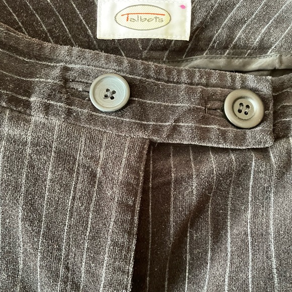 🖤 Talbots | Black Velvet Pinstripe Pants | Size 8 - Picture 3 of 3